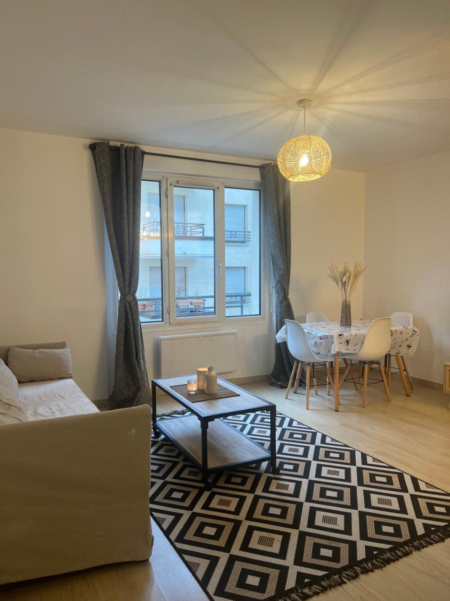 Appartement Lumineux A 2 Pas D'Enghien 蒙莫朗西 外观 照片
